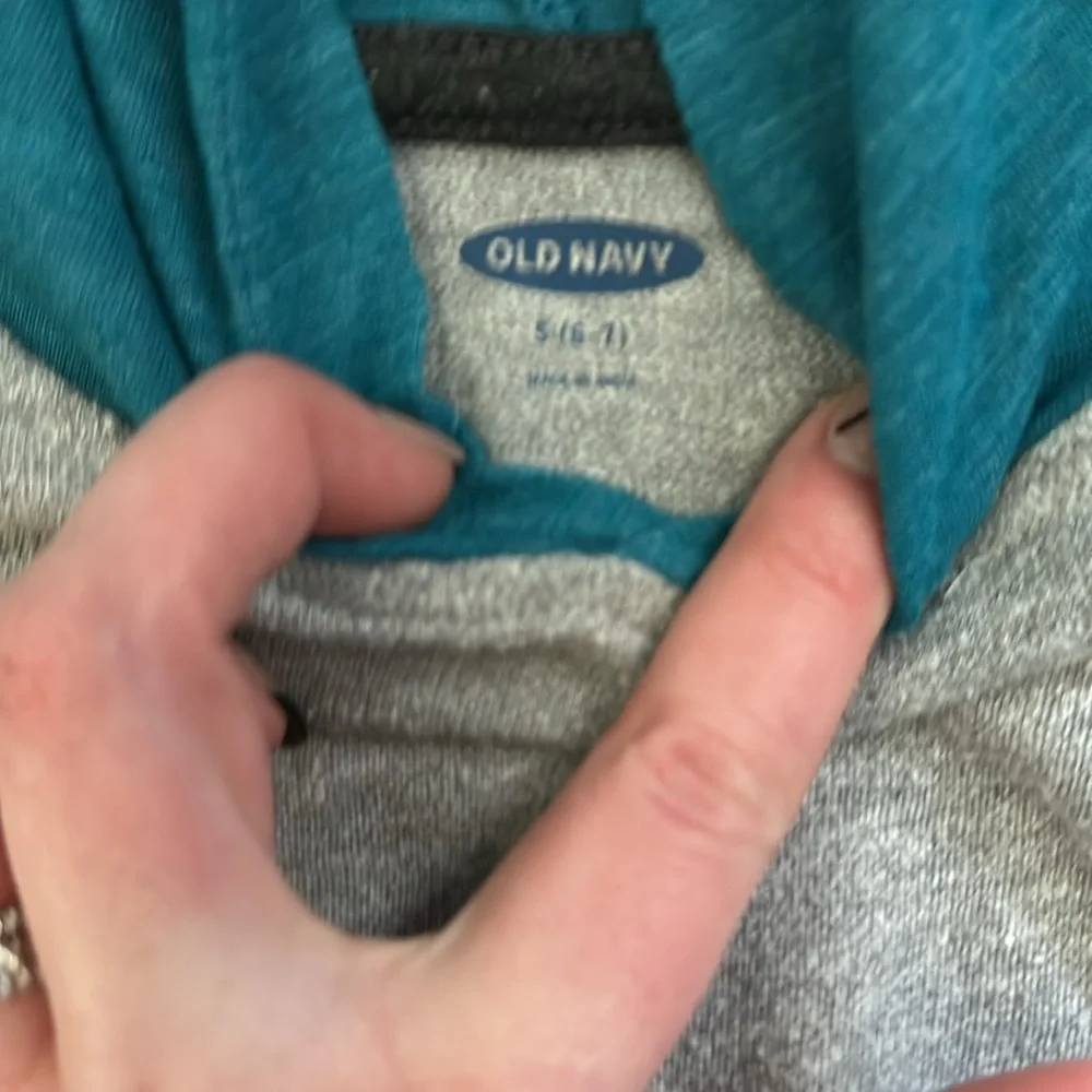 Old navy long sleeve shirt with hood